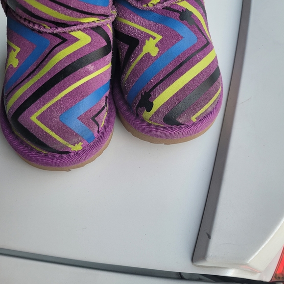 Kids uggs - Picture 4 of 9